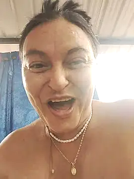 Horny-Mommy-Dirty online show from 04/17/26, 03:37
