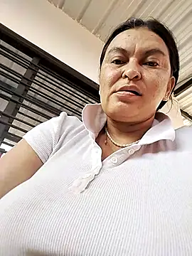 Horny-Mommy-Dirty online show from 04/12/26, 02:31