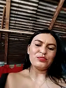Snapshot of Horny-Mommy-Dirty chatting on 03/20/25, 04:09 Horny-Mommy-Dirty online show from 03/20/25, 04:09