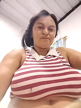 Horny-Mommy-Dirty online show from 05/02/26, 03:23
