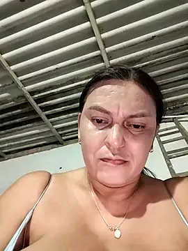 Snapshot of Horny-Mommy-Dirty chatting on 09/15/25, 03:07 Horny-Mommy-Dirty online show from 09/15/25, 03:07