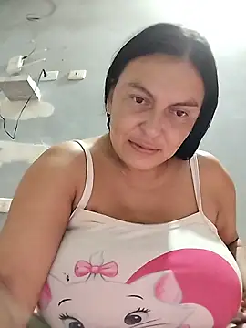 Snapshot of Horny-Mommy-Dirty chatting on 10/01/25, 03:33 Horny-Mommy-Dirty online show from 10/01/25, 03:33