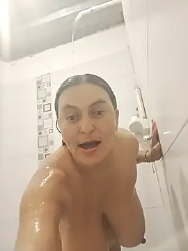 Horny-Mommy-Dirty online show from 10/28/25, 03:55