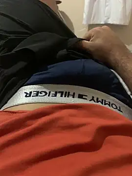 Brasileirinhoo online show from 02/07/26, 07:33