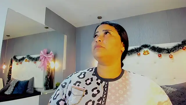 Clarigil online show from 12/19/25, 10:01