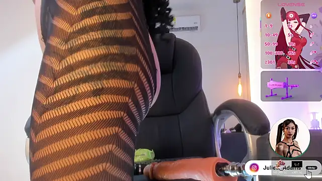 Juliett Adams  online show from 11/06/25, 12:03