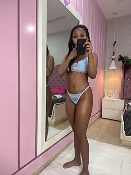 GabrielaLugo online show from 12/19/25, 12:07