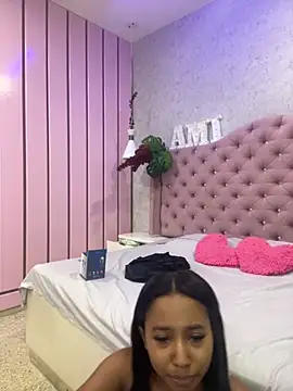 GabrielaLugo online show from 11/26/25, 11:54