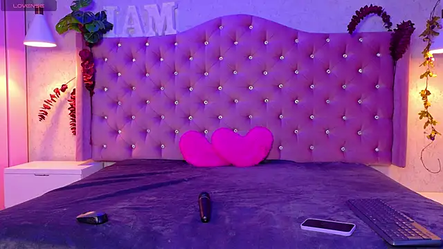 GabrielaLugo online show from 09/29/25, 12:44