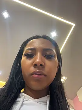 Snapshot of GabrielaLugo chatting on 06/10/26, 11:55 GabrielaLugo online show from 06/10/26, 11:55