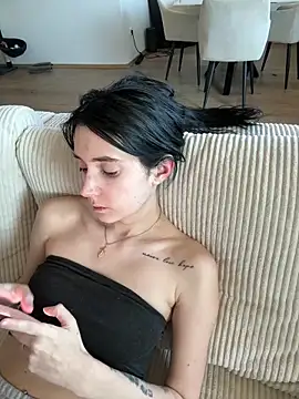 Lena Lang online show from 04/07/26, 10:39