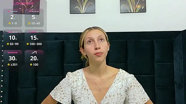 Beautifulskinny18 online show from 06/12/26, 07:55