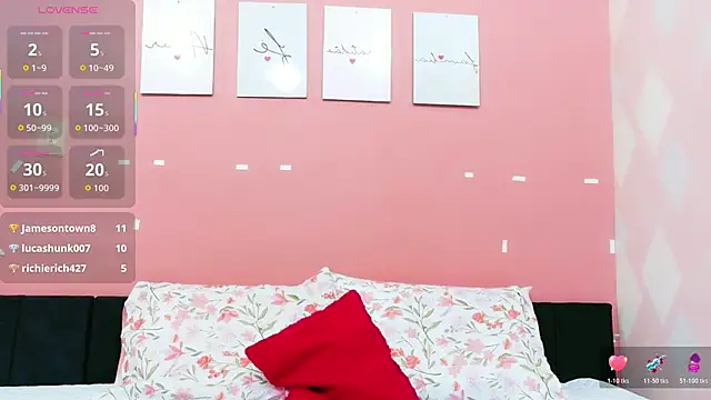 Snapshot of Beautifulskinny18 chatting on 10/22/25, 07:46 Beautifulskinny18 online show from 10/22/25, 07:46