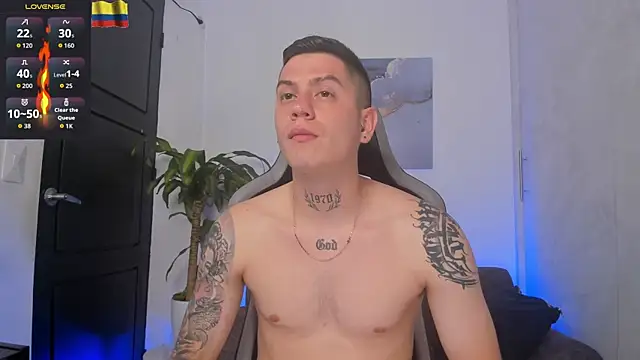 Yeiko Romero  online show from 11/25/25, 05:57