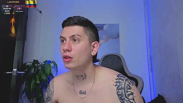 Yeiko Romero  online show from 03/20/26, 05:47