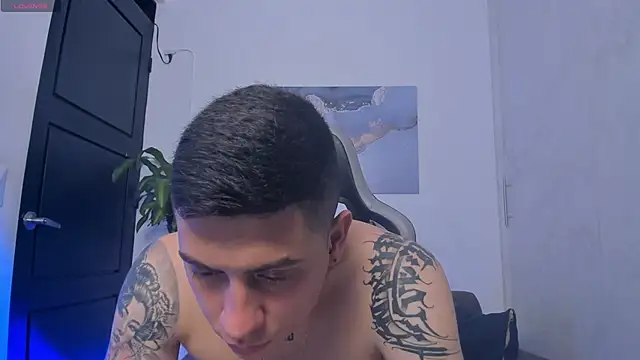 Yeiko Romero  online show from 11/12/25, 11:41