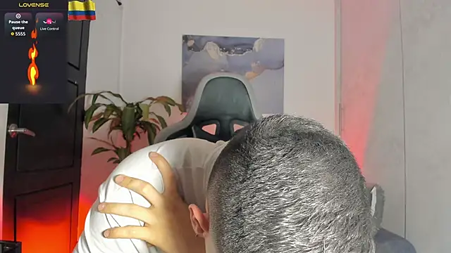 Yeiko Romero  online show from 12/16/25, 11:09