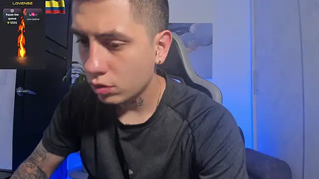 Yeiko Romero  online show from 11/05/25, 08:23