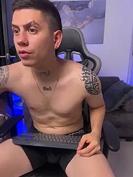 Yeiko Romero  online show from 03/18/26, 07:59