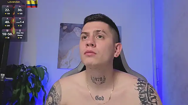 Yeiko Romero  online show from 03/17/26, 05:27