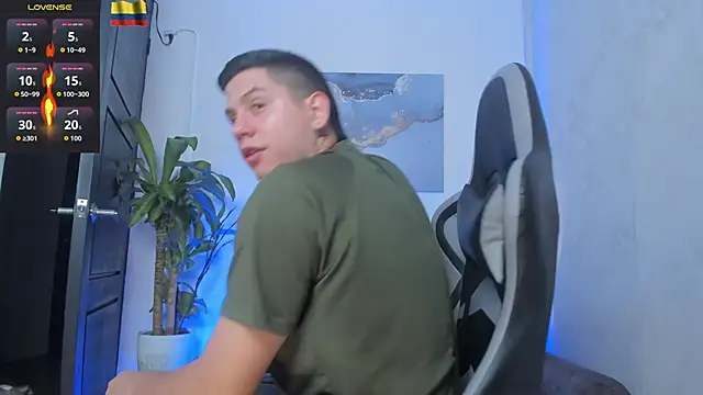 Yeiko Romero  online show from 10/21/25, 05:45