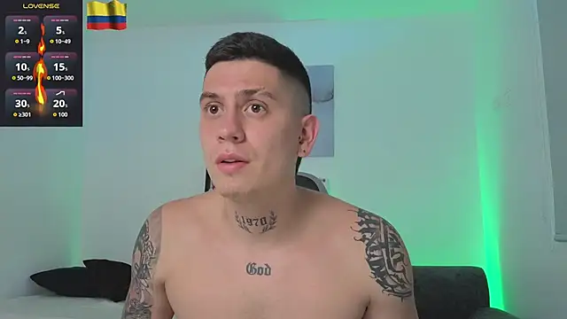 Yeiko Romero  online show from 05/15/26, 07:45