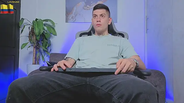 Yeiko Romero  online show from 04/12/26, 09:34