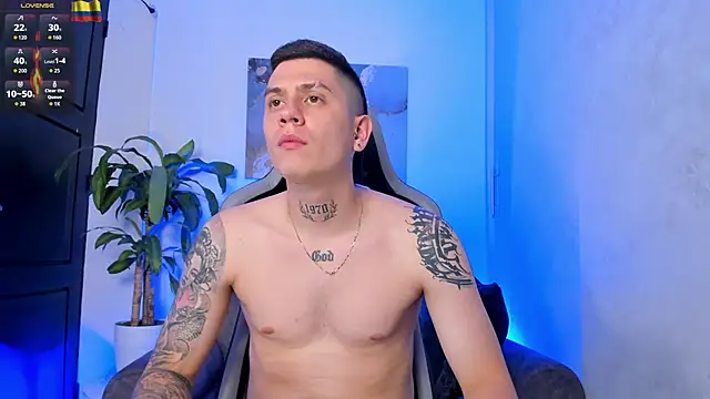 Yeiko Romero  online show from 02/19/26, 05:26