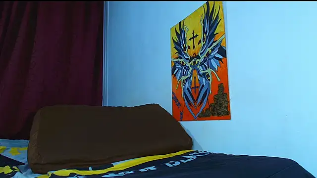 Thomass00 online show from 10/28/25, 12:11