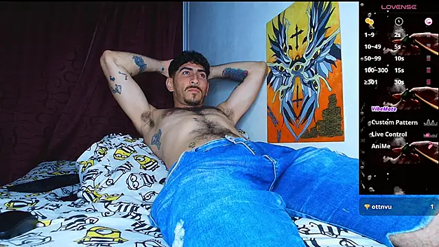 Thomass00 online show from 10/21/25, 02:22