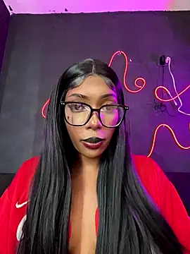 TIFFANYYSTAR online show from 12/15/25, 07:52