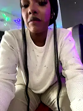 TIFFANYYSTAR online show from 12/17/25, 05:51