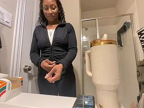 wynterheat online show from 06/20/26, 06:51
