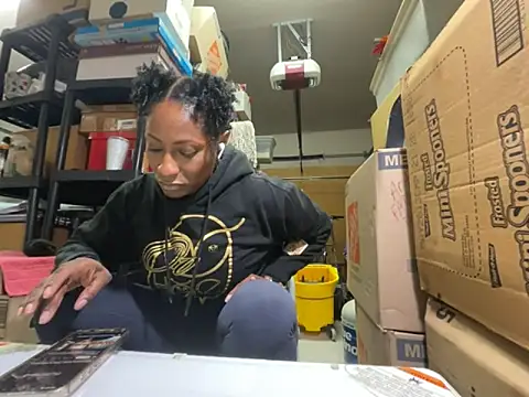 Snapshot of wynterheat chatting on 11/18/25, 09:56 wynterheat online show from 11/18/25, 09:56