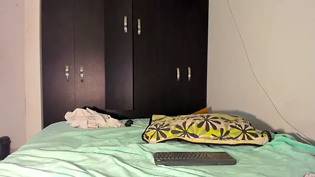 Snapshot of RyanRizzo chatting on 03/18/25, 04:39 RyanRizzo online show from 03/18/25, 04:39