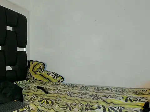 Snapshot of RyanRizzo chatting on 10/02/25, 01:09 RyanRizzo online show from 10/02/25, 01:09