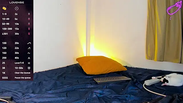 Snapshot of RyanRizzo chatting on 03/02/25, 08:35 RyanRizzo online show from 03/02/25, 08:35