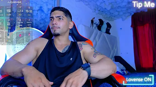 Rich boy01 online show from 10/14/25, 05:02