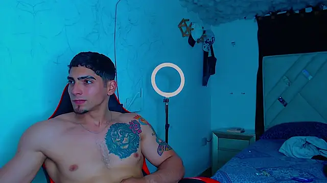 Rich boy01 online show from 03/19/25, 04:25