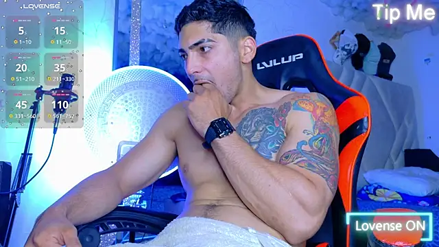 Rich boy01 online show from 10/11/25, 01:01