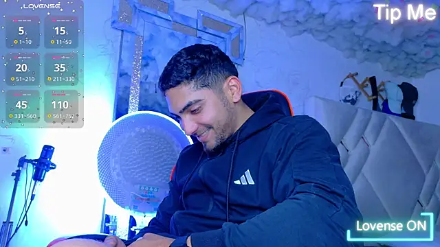 Rich boy01 online show from 11/04/25, 07:39