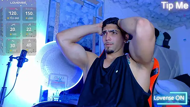 Rich boy01 online show from 10/13/25, 04:30