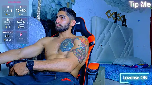 Rich boy01 online show from 01/17/26, 07:28