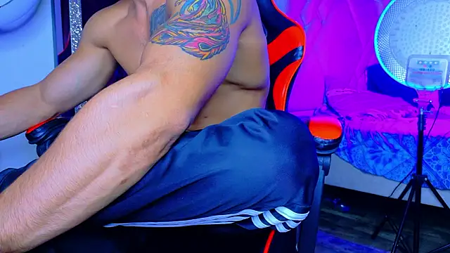 Rich boy01 online show from 02/22/26, 03:24