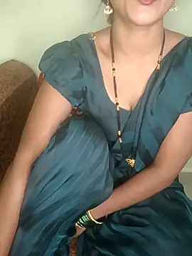 Snapshot of PUNAM_BABY1 chatting on 09/28/25, 09:05 PUNAM BABY1 online show from 09/28/25, 09:05