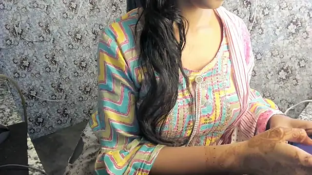 Snapshot of aarjulove chatting on 03/11/25, 08:53 aarjulove online show from 03/11/25, 08:53