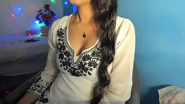 aarjulove online show from 10/24/25, 03:22