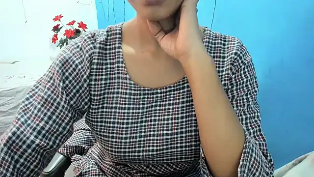 aarjulove online show from 11/24/25, 05:18