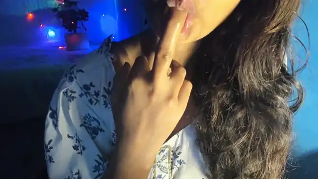 aarjulove online show from 10/27/25, 08:43