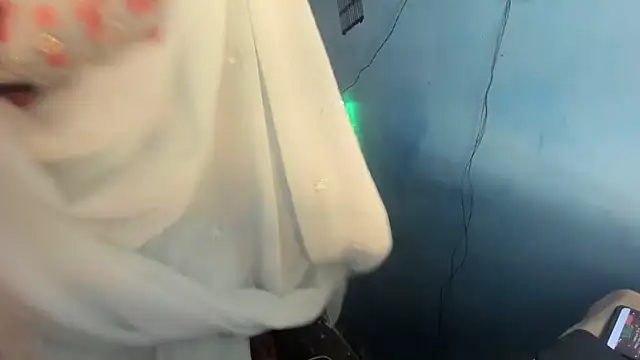 aarjulove online show from 12/16/25, 10:52